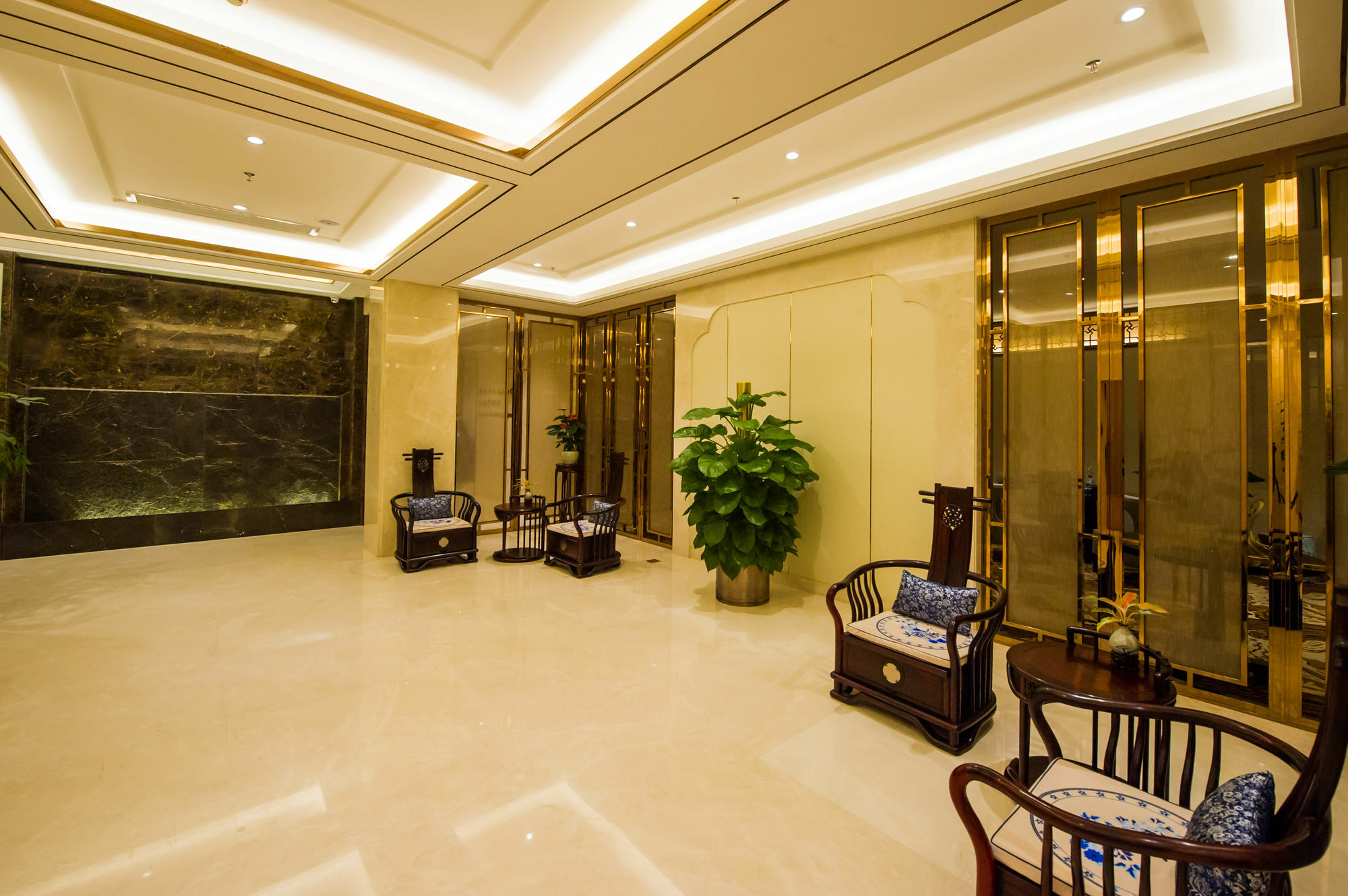 Guilin Tailian Hotel Exterior photo